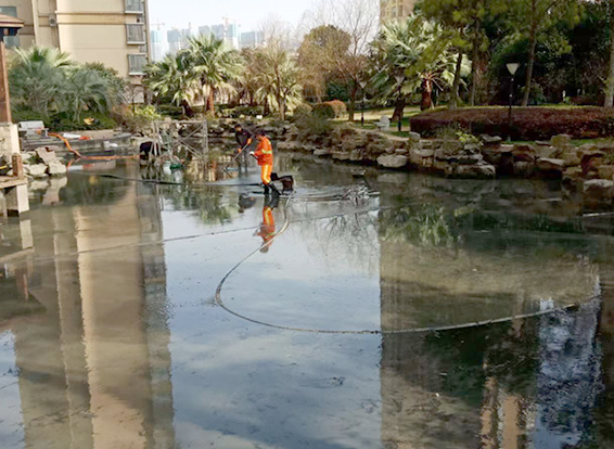 吉利景观池淤泥清理